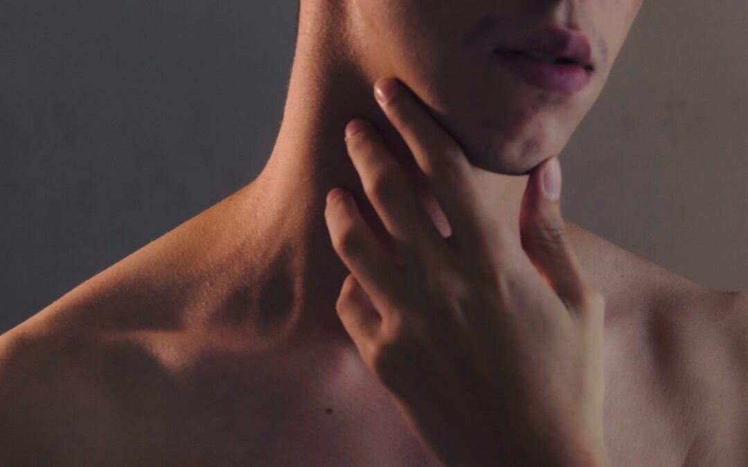 Is It Time to See a Chiropractor? What Your Neck Is Trying to Tell You